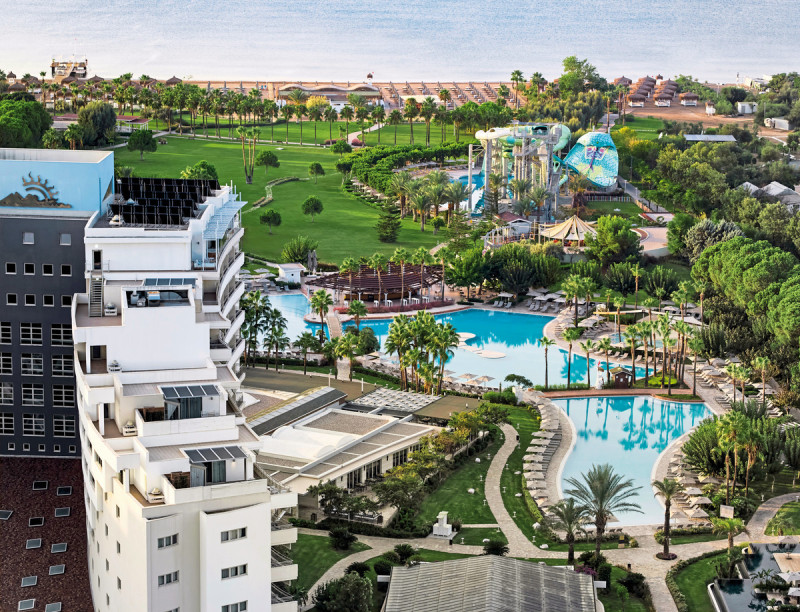 Lara Barut Collection