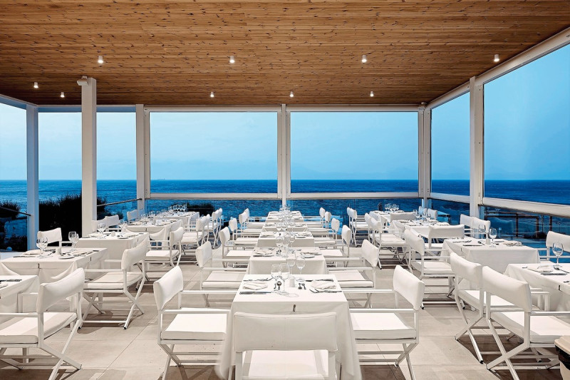 Dimitra Beach Hotel & Suites