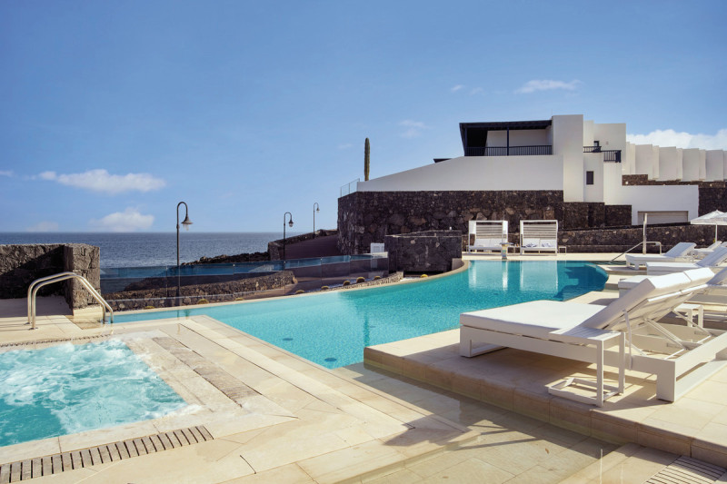 Royal Marina Suites Boutique Hotel