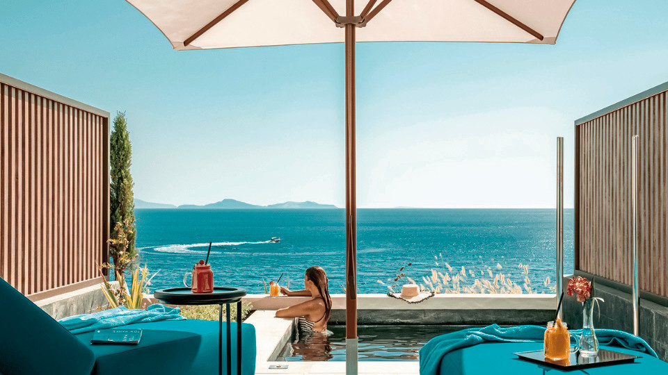 Wohnbeispiel Doppelzimmer Superior Meerblick Plungepool