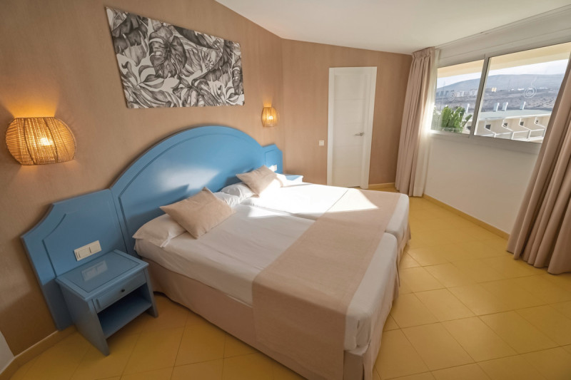 Wohnbeispiel Familienzimmer Poolblick