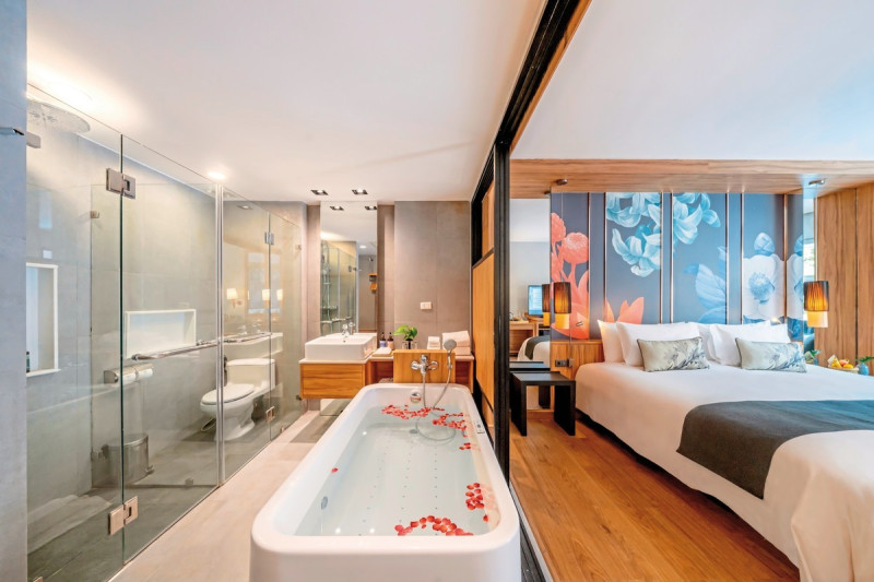 La Flora Khao Lak ●●●●○