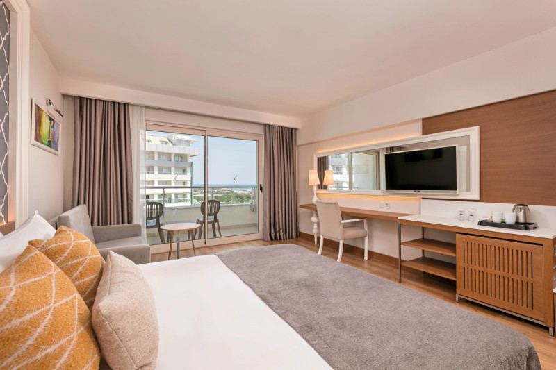 Wohnbsp. Doppelzimmer Deluxe seitl. Meerblick