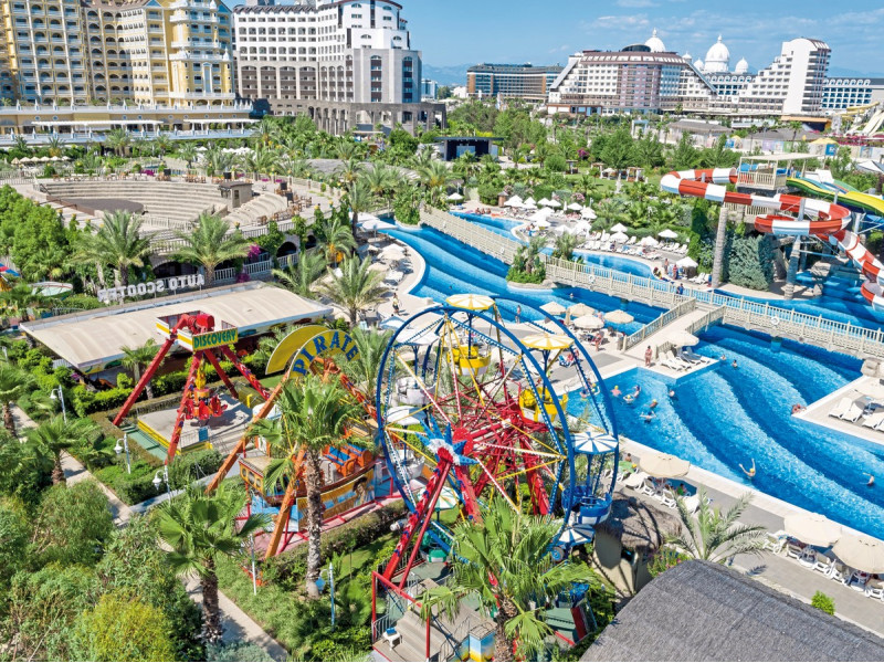 Royal Holiday Palace