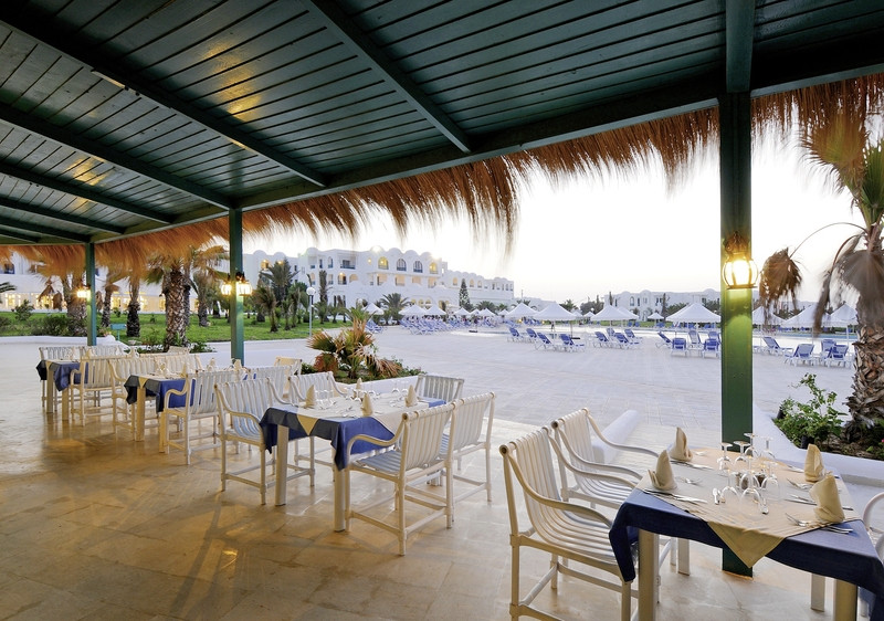 Vincci Helios Beach & Spa