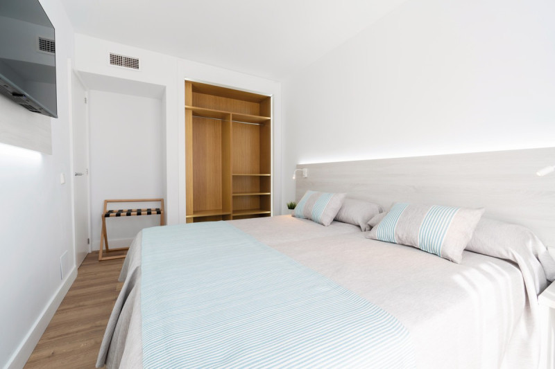 Ciudad Laurel ●●●○