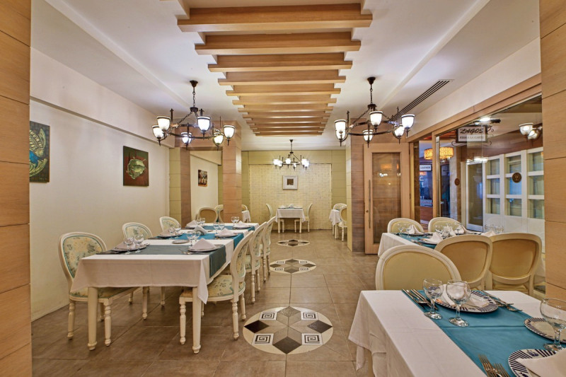 Side Aluna Hotel ●●●●○