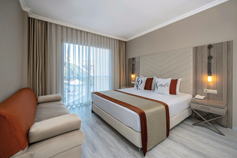 Wohnbeispiel Familienzimmer Aqua