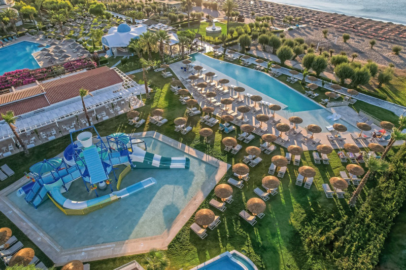 Pegasos Deluxe Beach Hotel ●●●●●