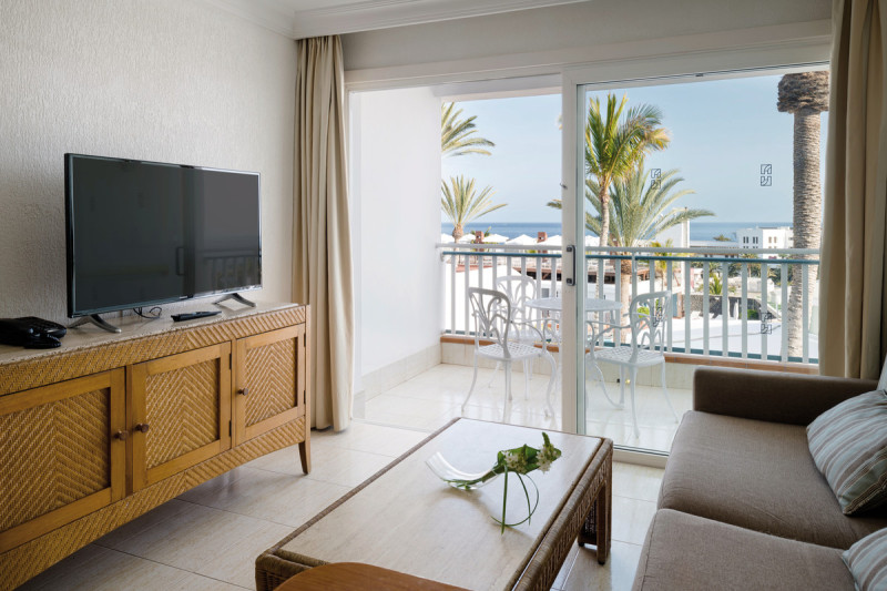Plus Fariones Apartamentos