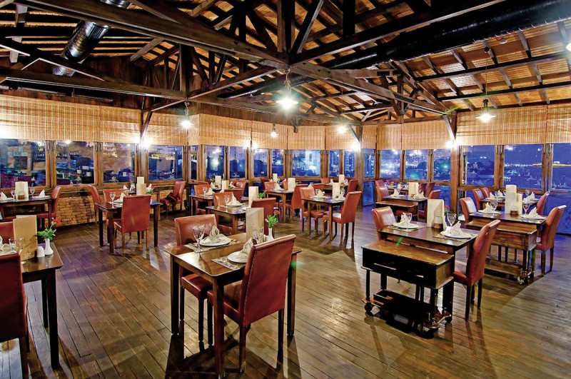 Korumar Deluxe Hotel