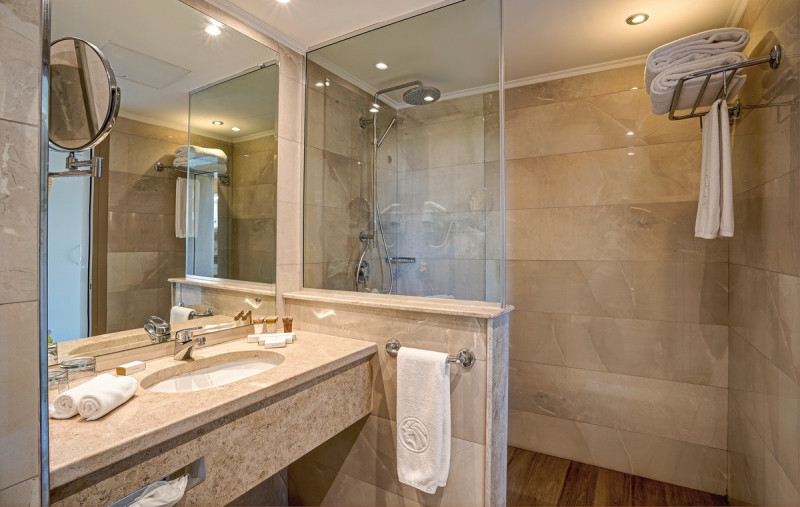 Beispiel Bad Doppelzimmer Premium Deluxe