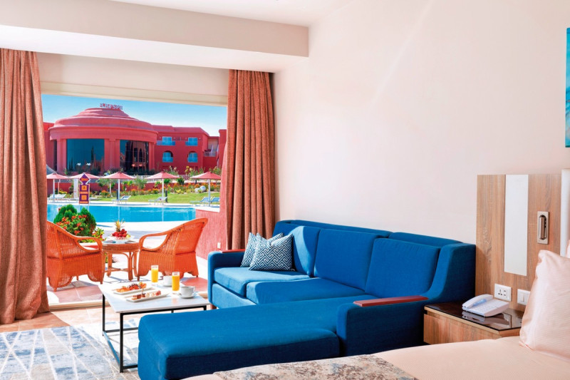 Wohnbeispiel Bungalow Poolblick