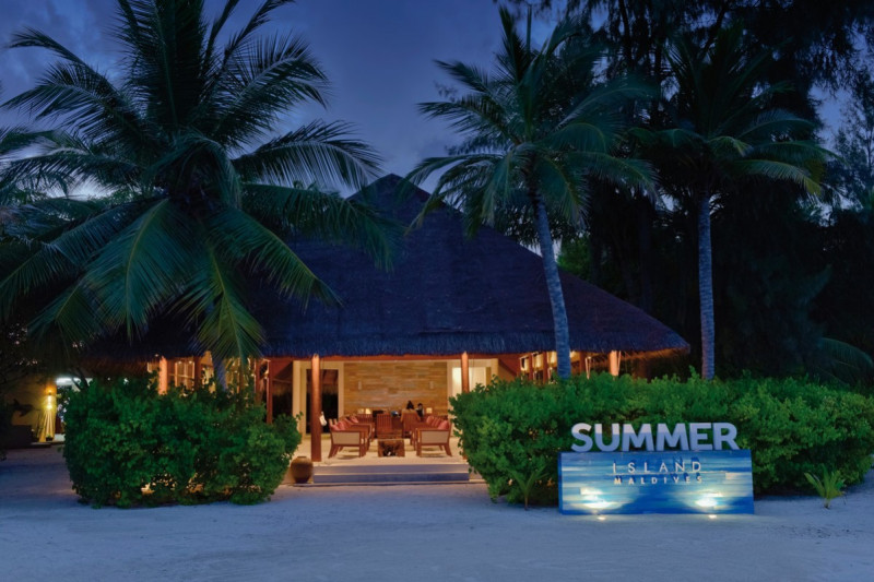 Summer Island Maldives ●●●●