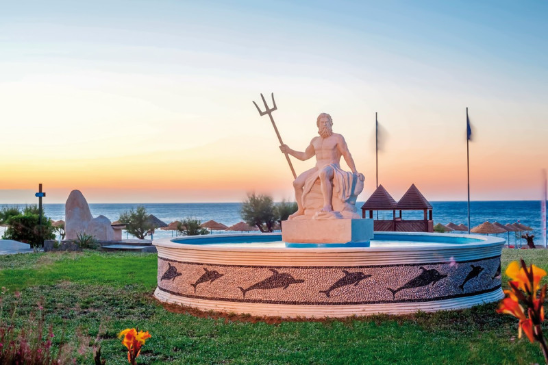 Pegasos Deluxe Beach Hotel ●●●●●
