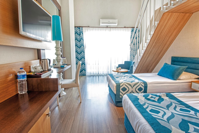 Dream World Resort & Spa ●●●●●