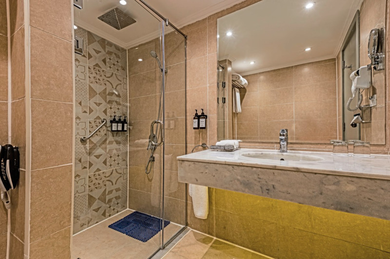 Beispiel Bad Doppelzimmer Premium Meerblick