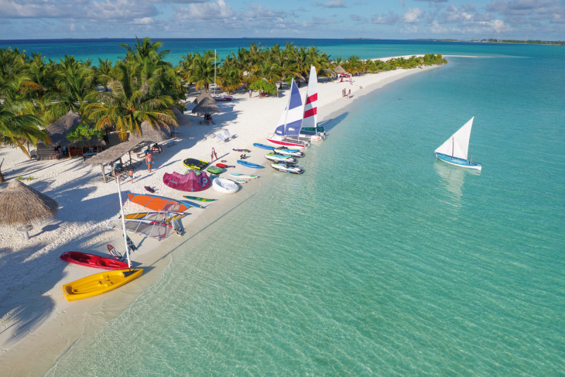 Villa Park Sun Island