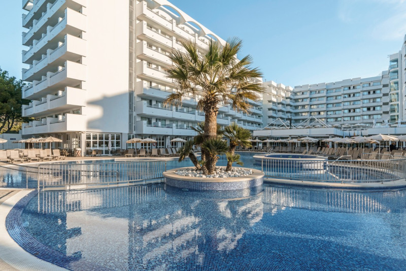 Alua Gran Camp de Mar