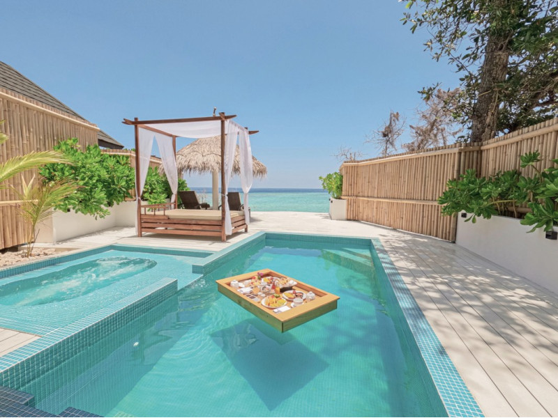 Malahini Kuda Bandos ●●●●