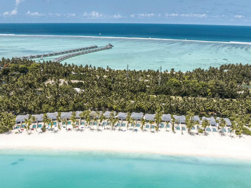 Lagoon Beach Pool Villas