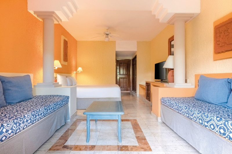 Iberostar Waves TucÃ¡n ●●●●○