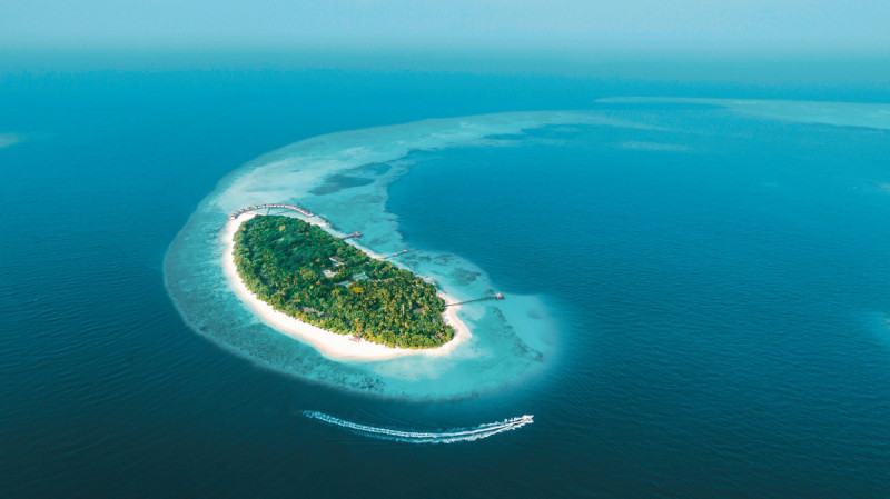 NH Collection Maldives Reethi Resort