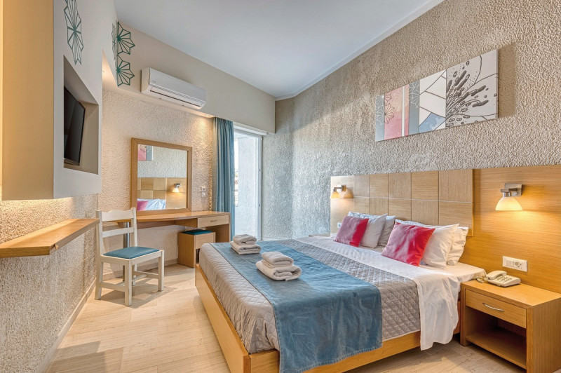 Albatros Hotel ●●●○