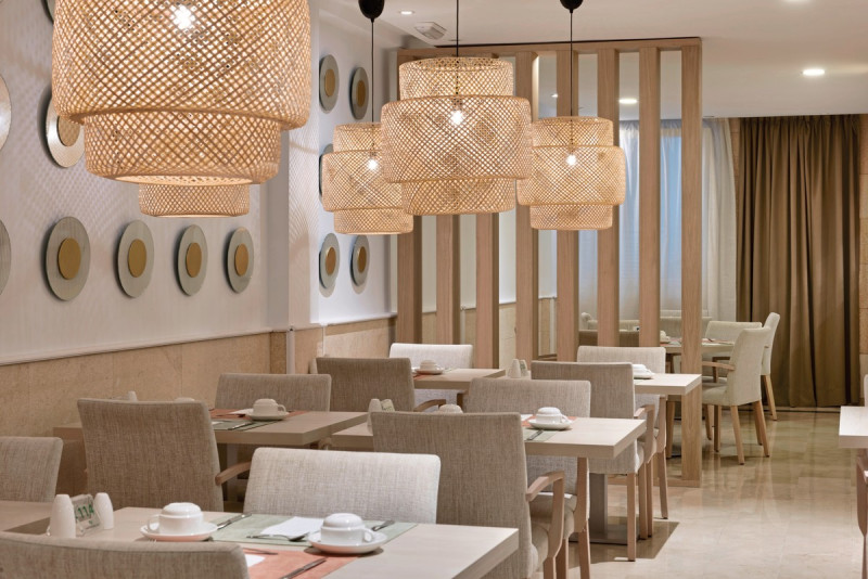 Valentin Somni Hotel & Suites