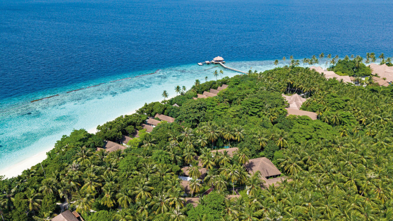 Reethi Faru Resort