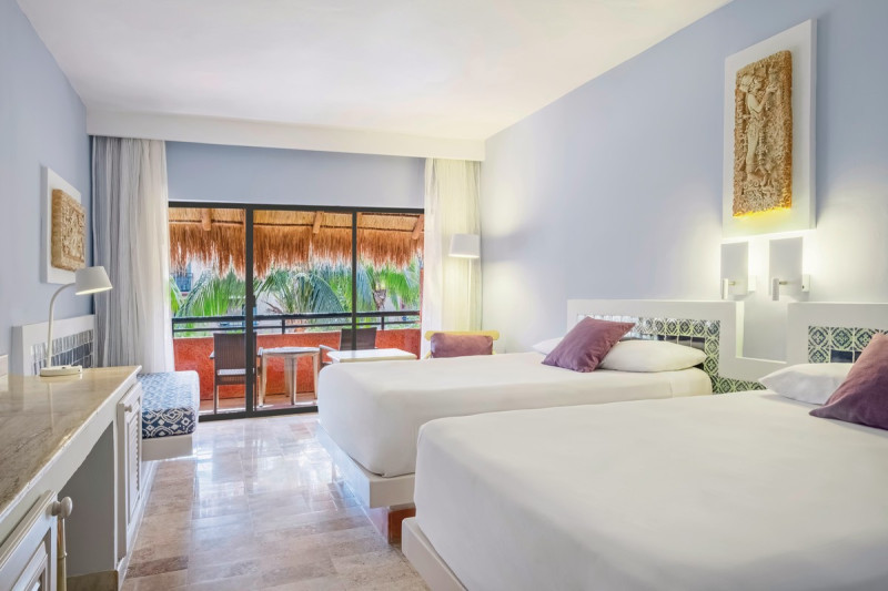 Iberostar Waves TucÃ¡n ●●●●○