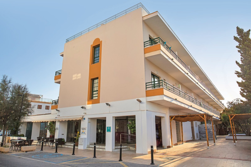 Rosales ●●●○