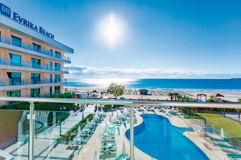 DIT Evrika Beach Club Hotel