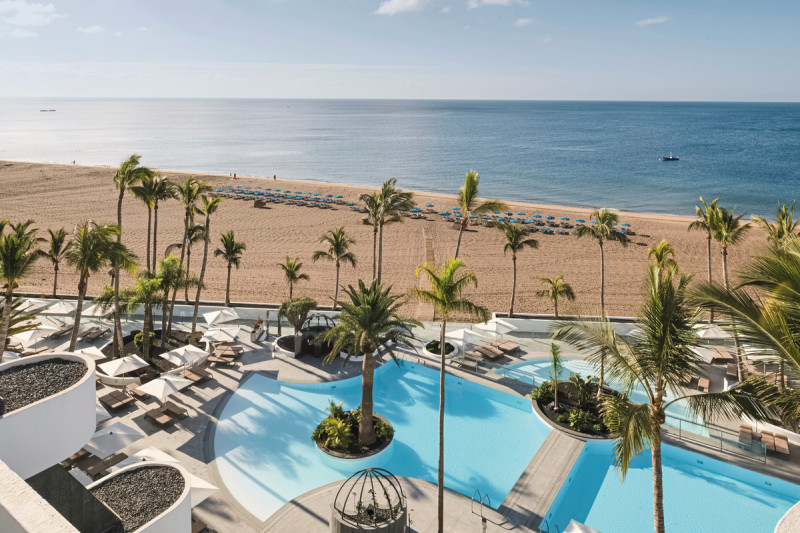 Plus Fariones Suite Hotel