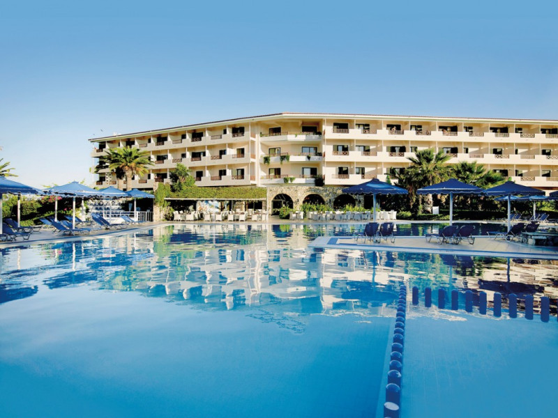 Mitsis Ramira ●●●●●