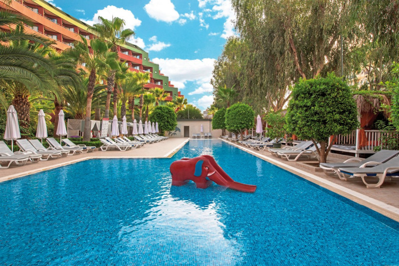 Delphin Deluxe Resort