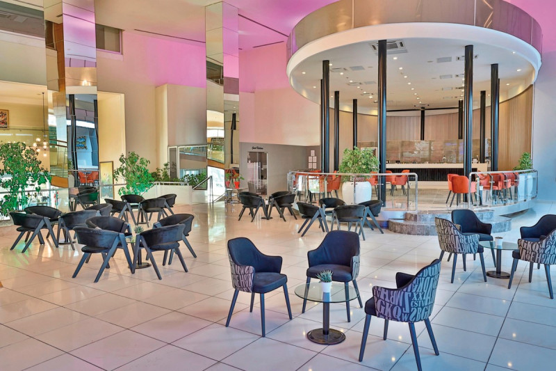 Crystal Centro Pearl Collection