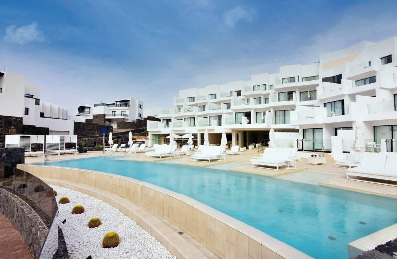 Royal Marina Suites Boutique Hotel