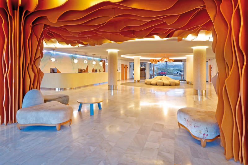 Grand Palladium White Island Resort & Spa