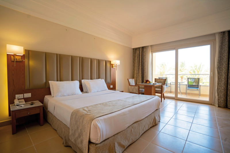 Wohnbeispiel Doppelzimmer Premium Poolblick