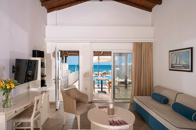 Alexander Beach Hotel & Village Resort