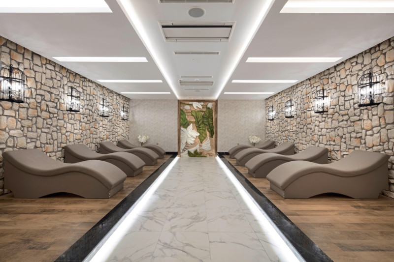 Granada Luxury Beach