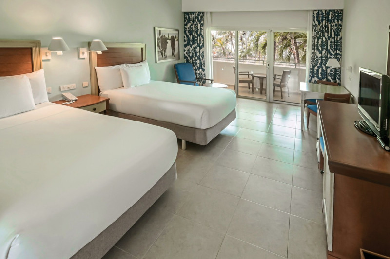 Iberostar Waves Punta Cana ●●●●○