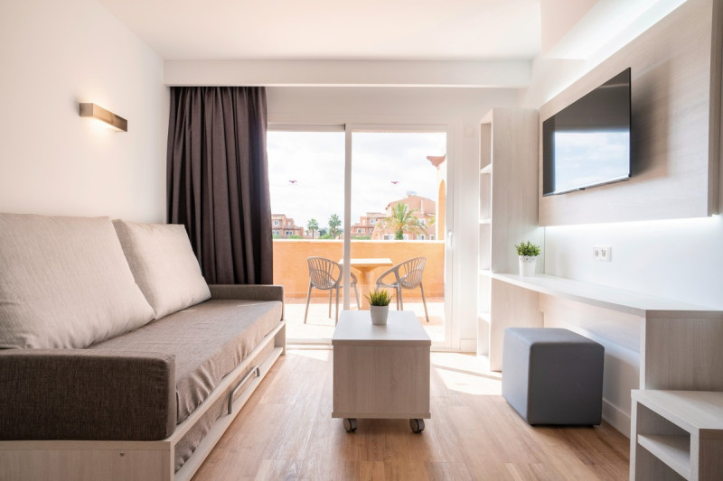 Ciudad Laurel ●●●○