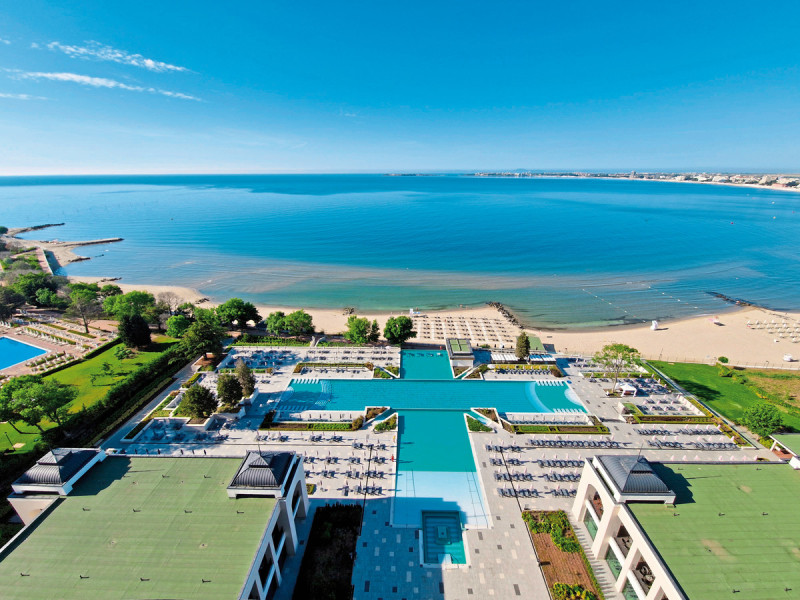 Secrets Sunny Beach Resort & Spa