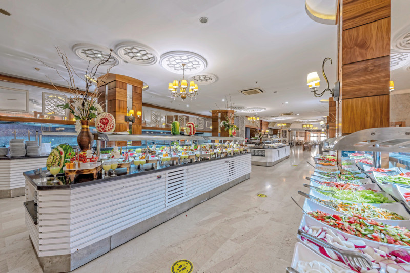 LRS Lake & River Side Hotel & Spa