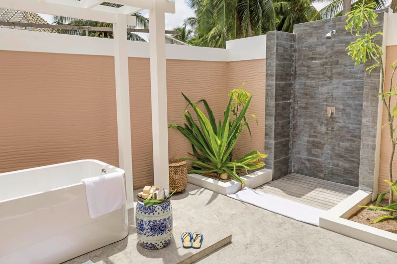 Beispiel Bad Beach Villa with Pool