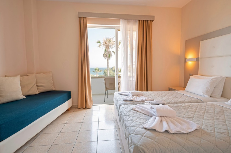 Costa Angela ●●●