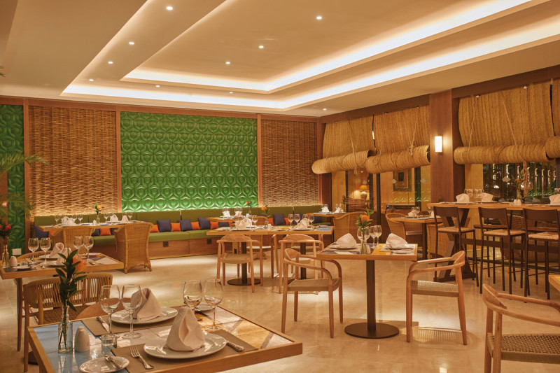 Secrets Bahía Real Resort & Spa