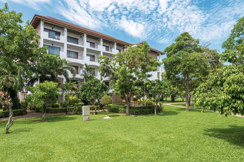 Pinnacle Grand Jomtien Resort & Beach Club ●●●○